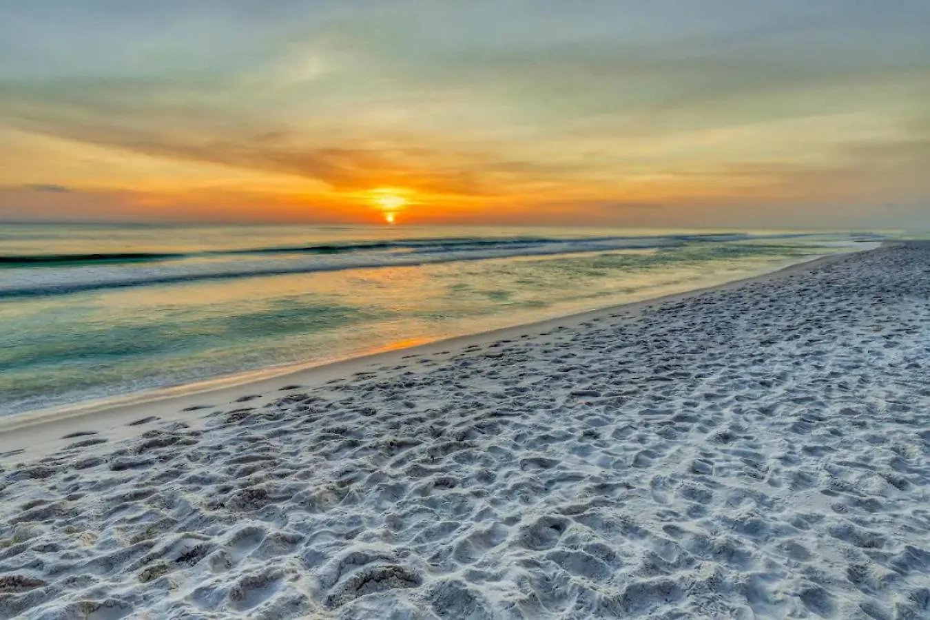 Semesterbostad Stunning Beachfront Condo, Walk To Pier Park,Pools Panama City Beach USA