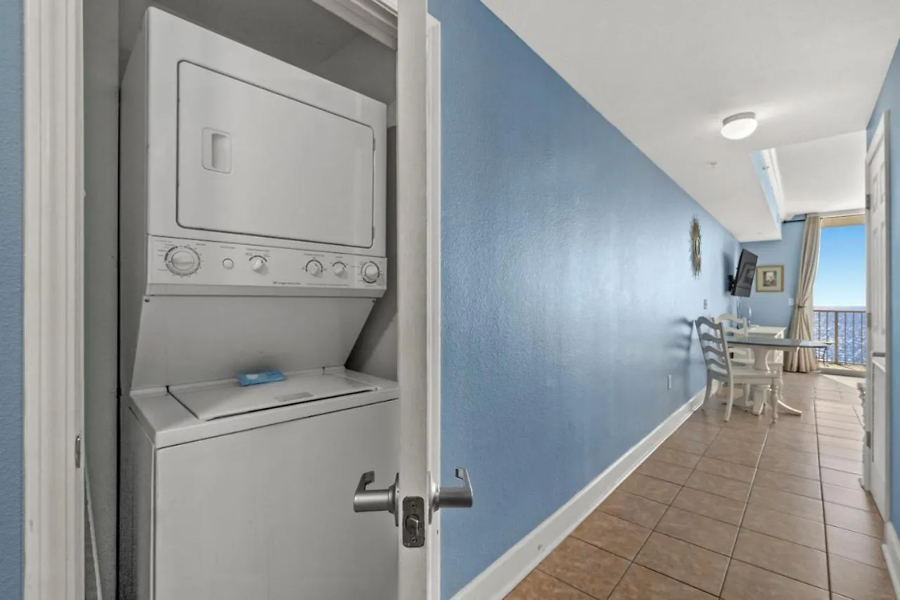 Stunning Beachfront Condo, Walk To Pier Park,Pools Panama City Beach Semesterbostad