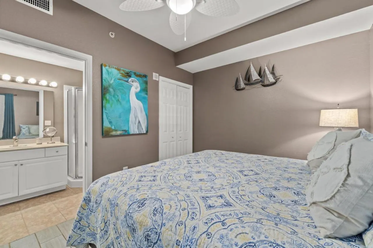 Stunning Beachfront Condo, Walk To Pier Park,Pools Panama City Beach